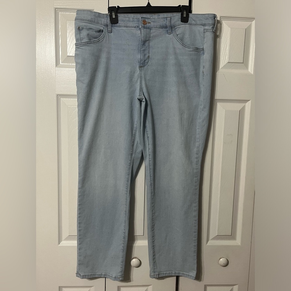 Women’s Sonoma Goods For Life Straight Jean Size 18W